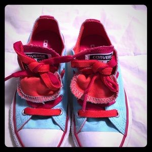 Converse sneakers - little girl’s size 11 - VGC